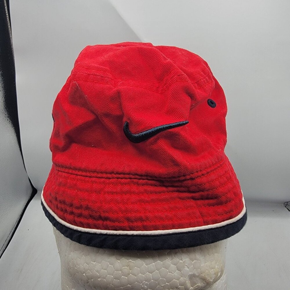 Nike Infant Red Bucket Hat Camping Outdoors Casual Summer Lightweight